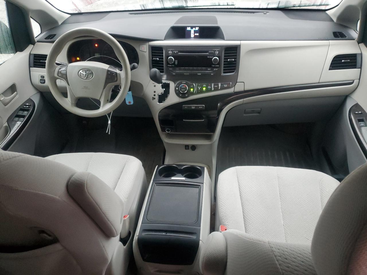 Lot #3280304999 2013 TOYOTA SIENNA LE