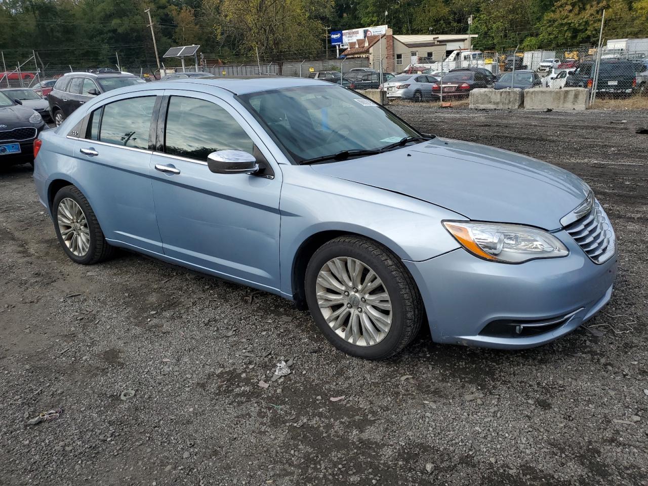 CHRYSLER 200 LIMITED