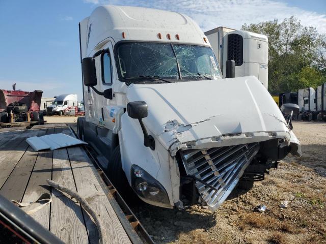 Global Auto Auctions: 2018 FREIGHTLINER CASCADIA 1