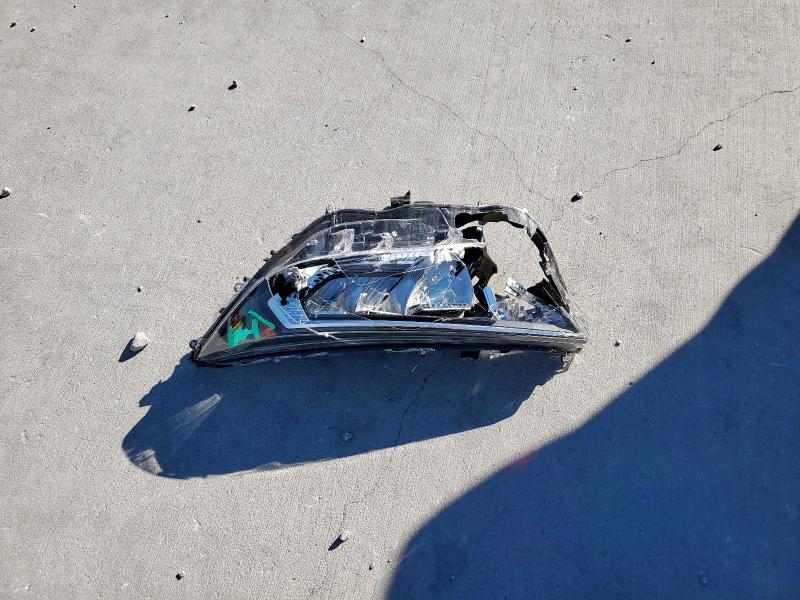 2021 TOYOTA RAV4 XLE P #3301948429