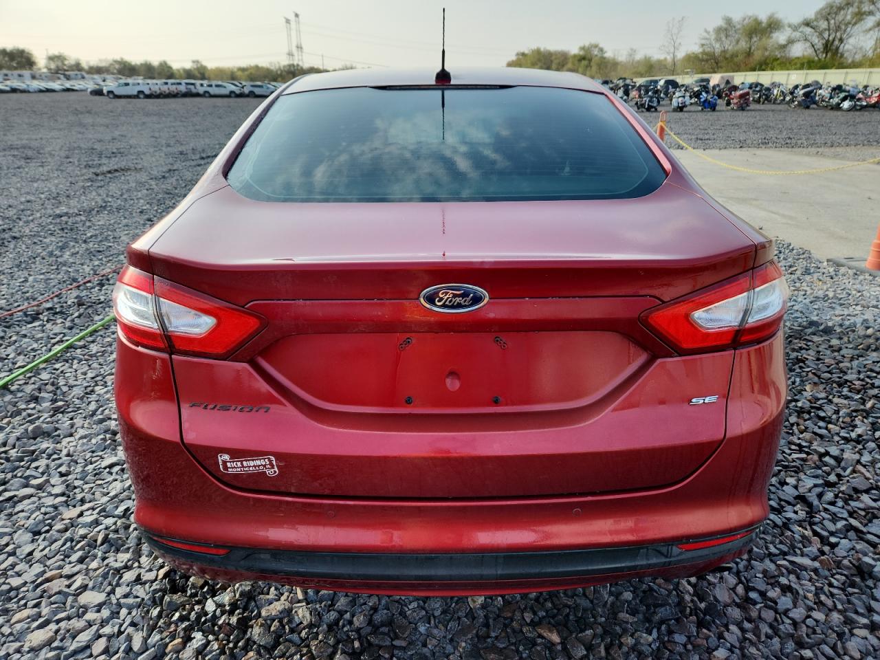 FORD FUSION SE