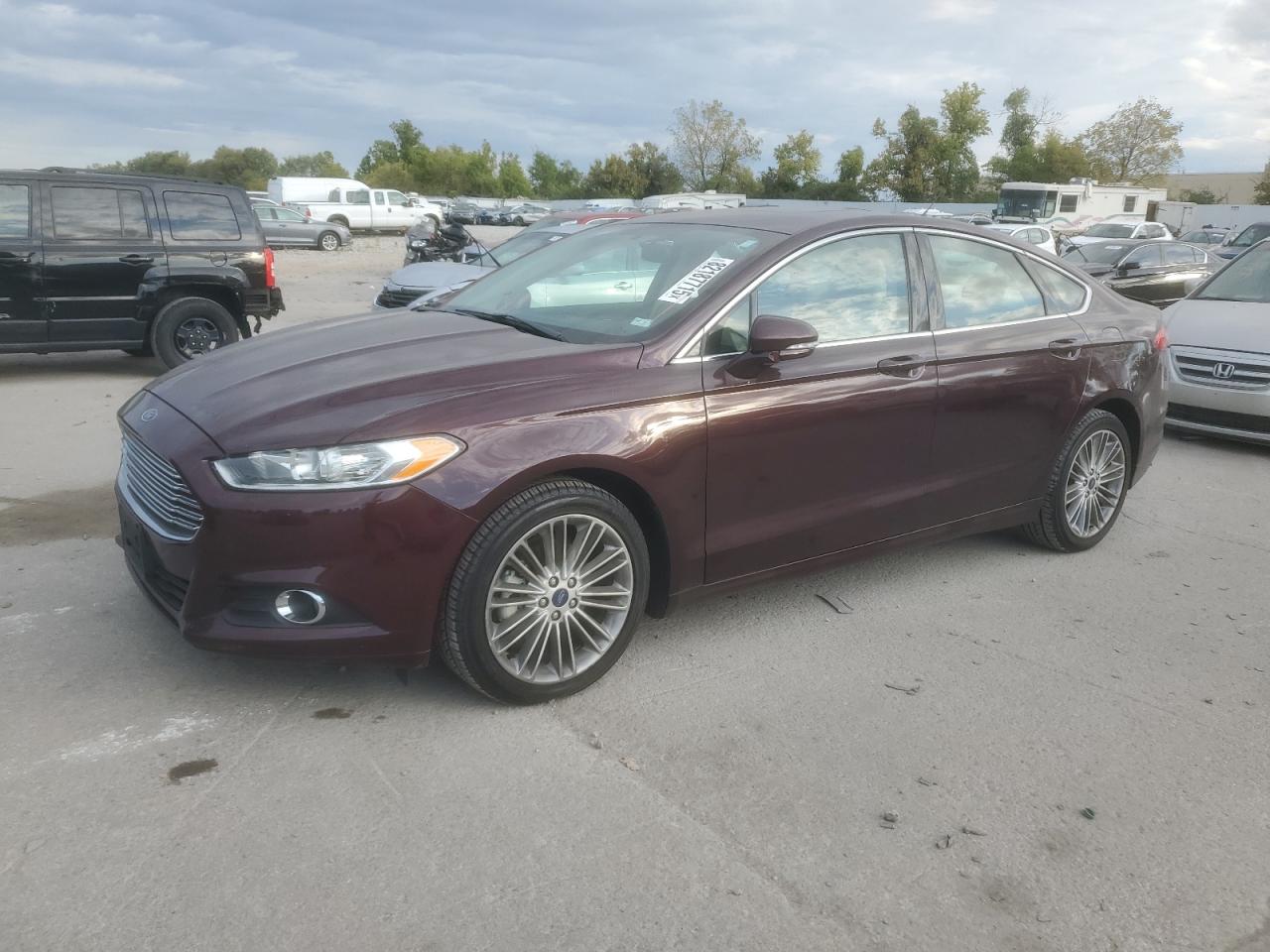 FORD FUSION SE