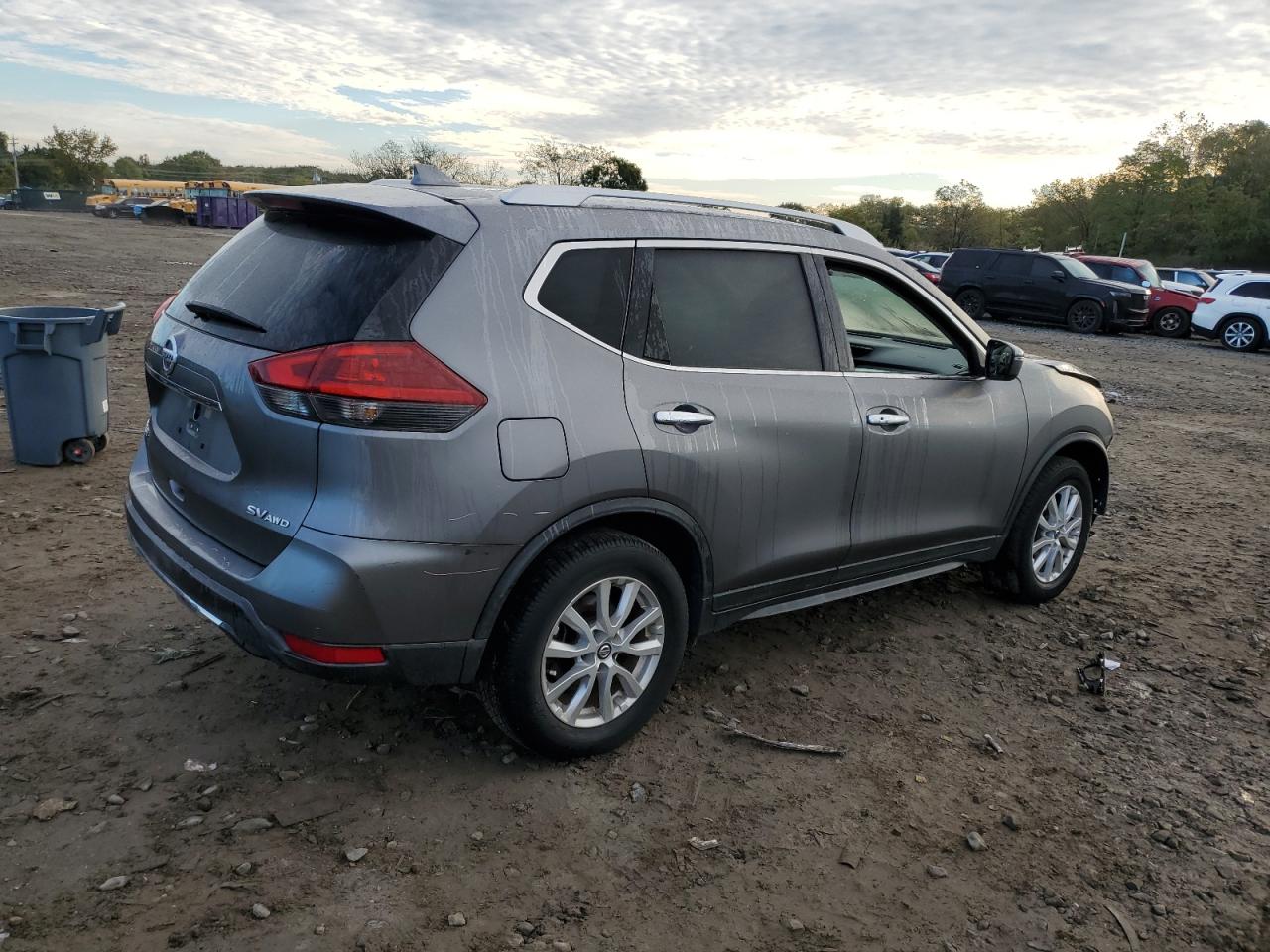 NISSAN ROGUE S