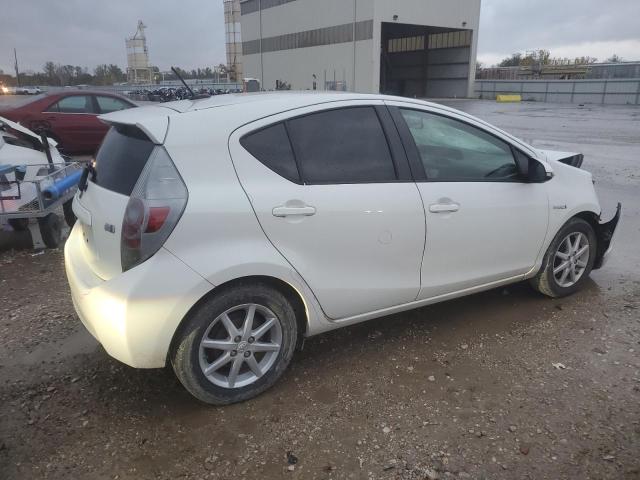 2014 TOYOTA PRIUS C - JTDKDTB30E1065616