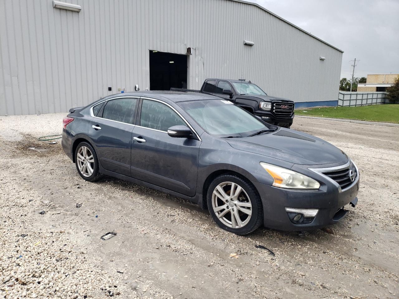 NISSAN ALTIMA 3.5S