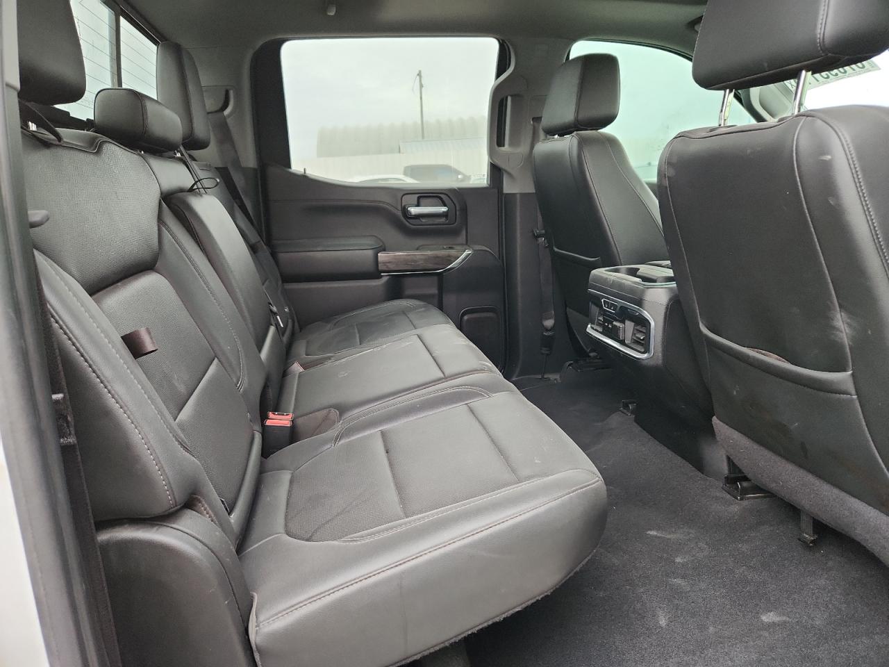 CHEVROLET SILVERADO C1500 LTZ