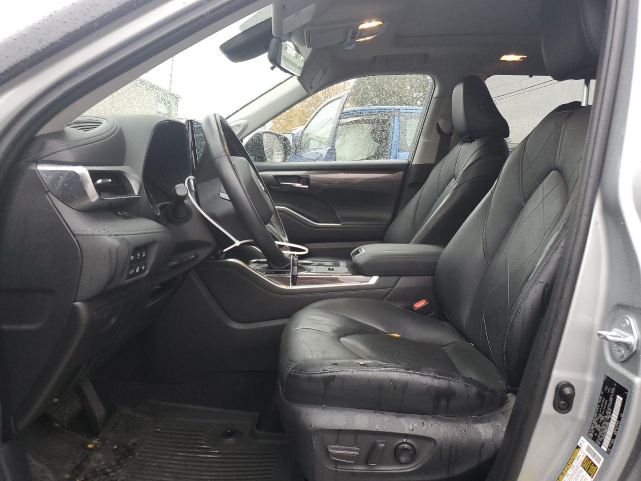 TOYOTA HIGHLANDER HYBRID PLATINUM