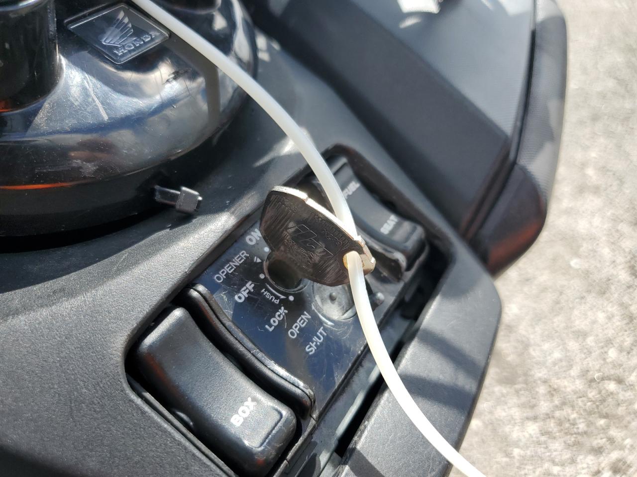 Lot #3311684217 2014 HONDA NSS300