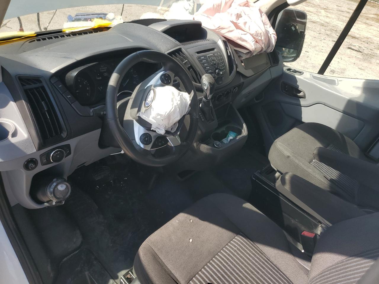 Lot #3302811895 2018 FORD TRANSIT T-