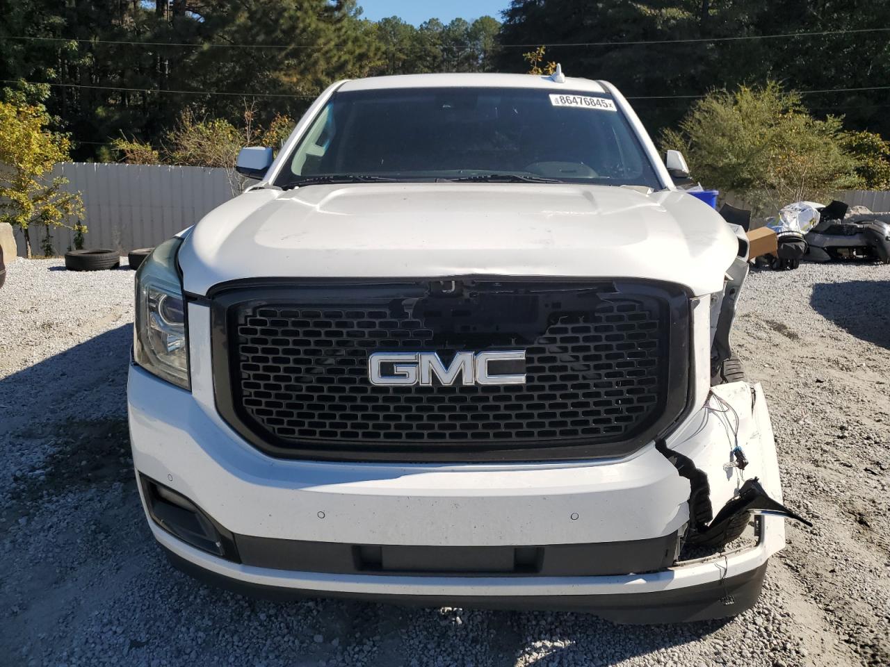 GMC YUKON SLE