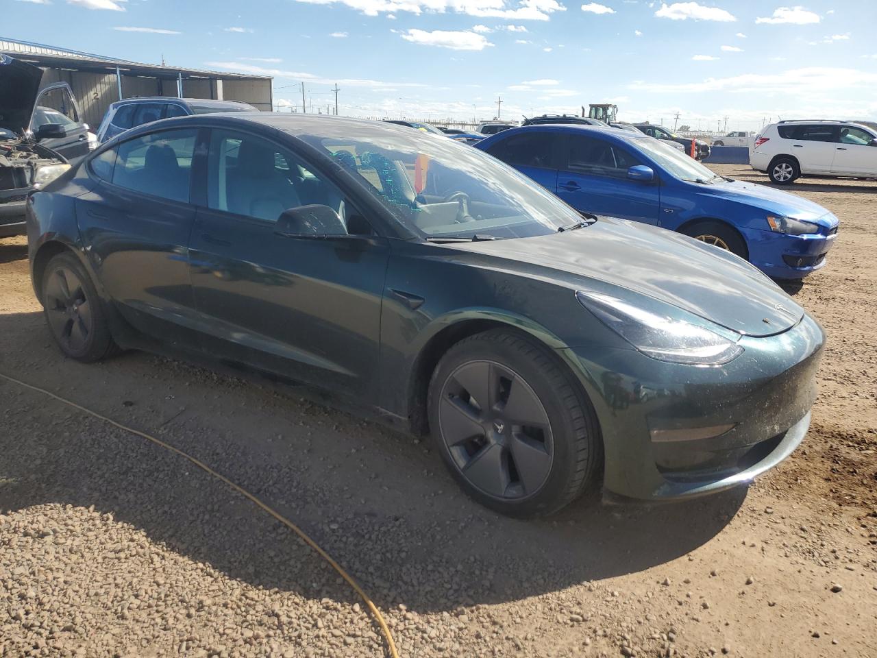 TESLA MODEL 3