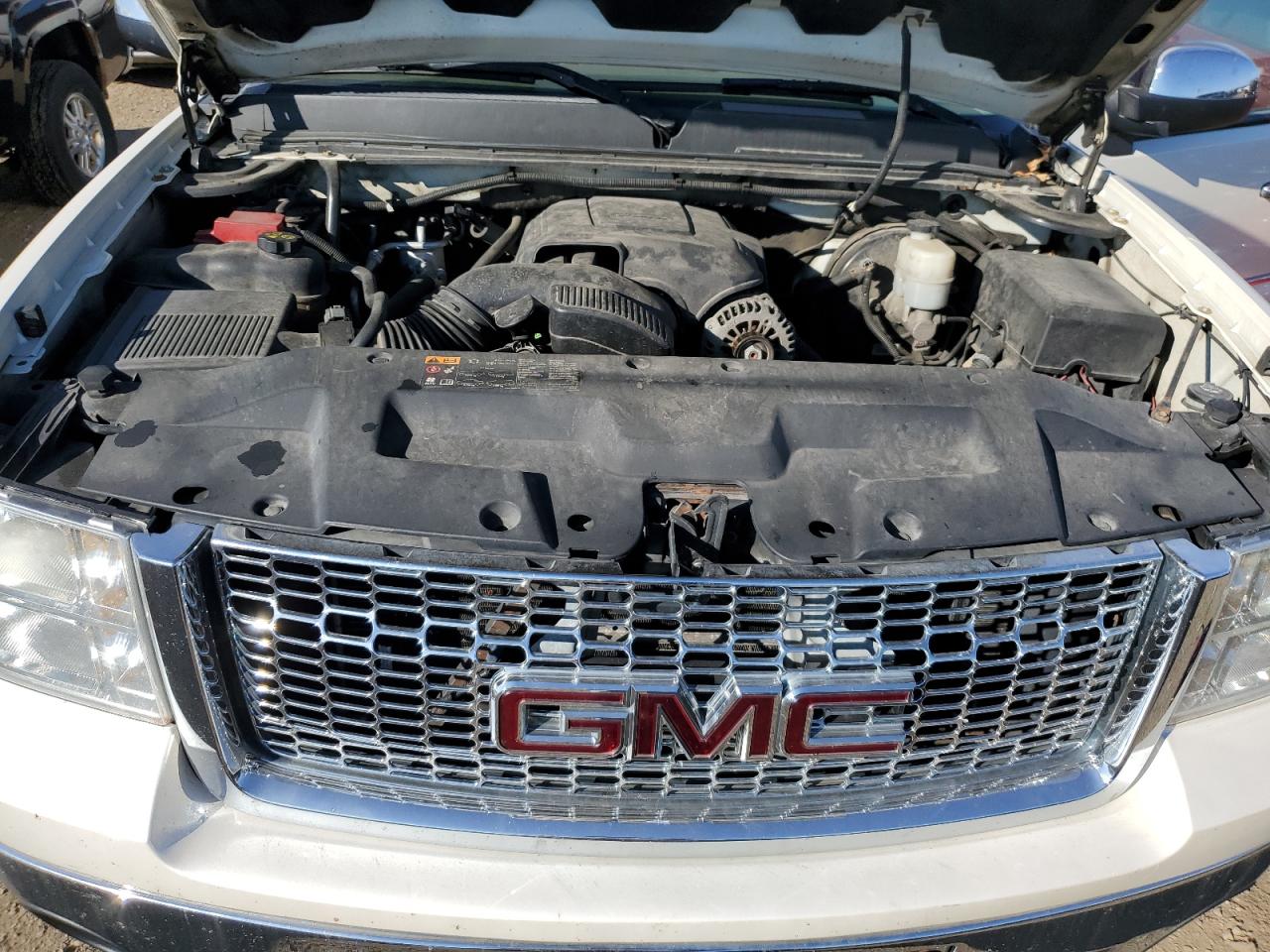 GMC SIERRA K1500 SLT