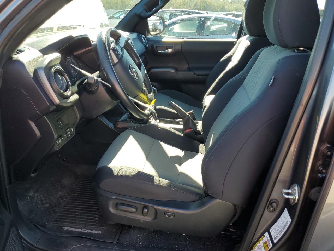 TOYOTA TACOMA DOUBLE CAB