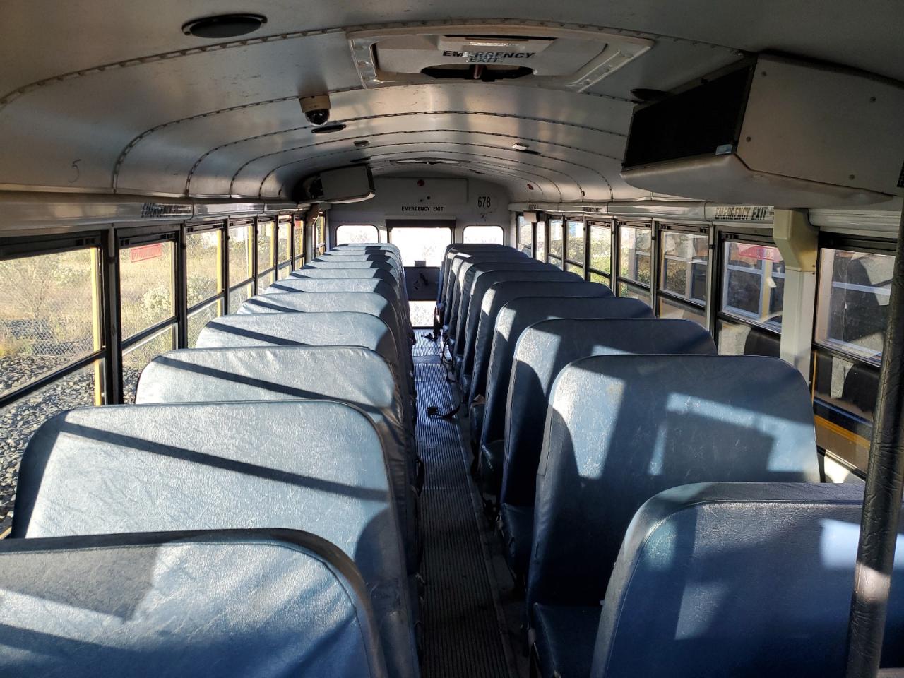 Lot #3276985293 2006 FREIGHTLINER SAF-T-LINER C2