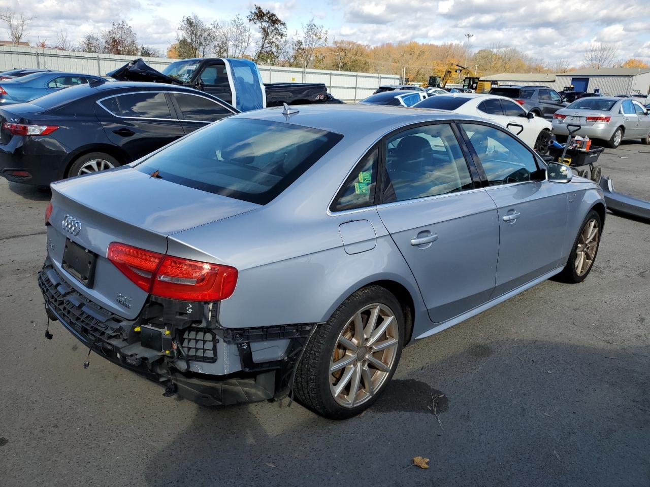 AUDI A4 PREMIUM PLUS S-LINE