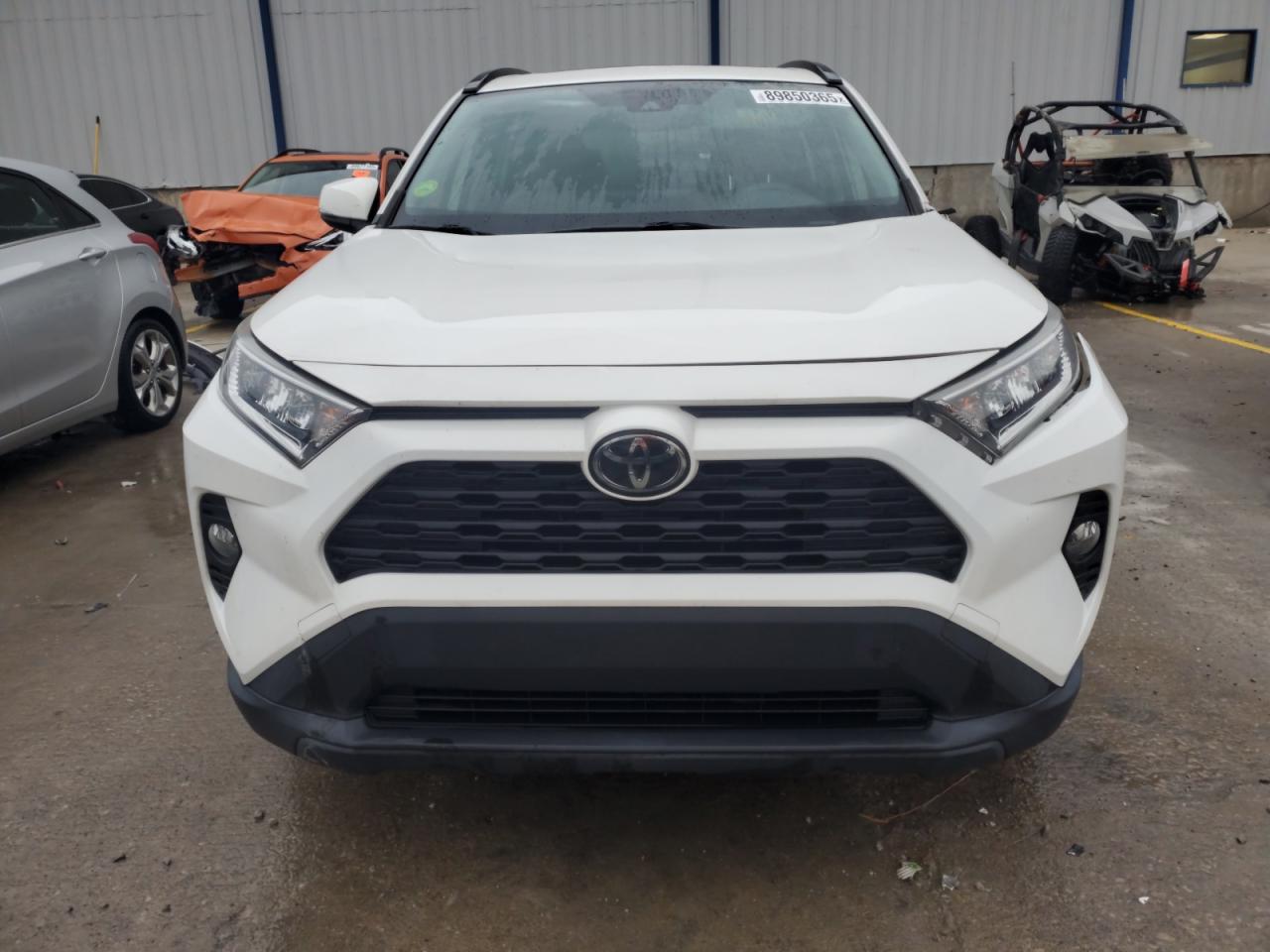TOYOTA RAV4 XLE