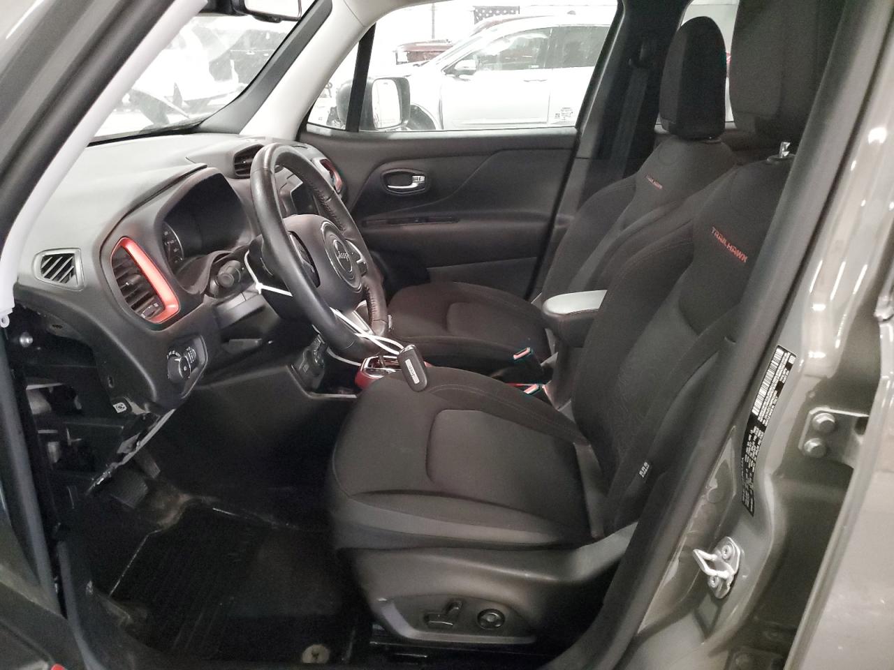 JEEP RENEGADE TRAILHAWK