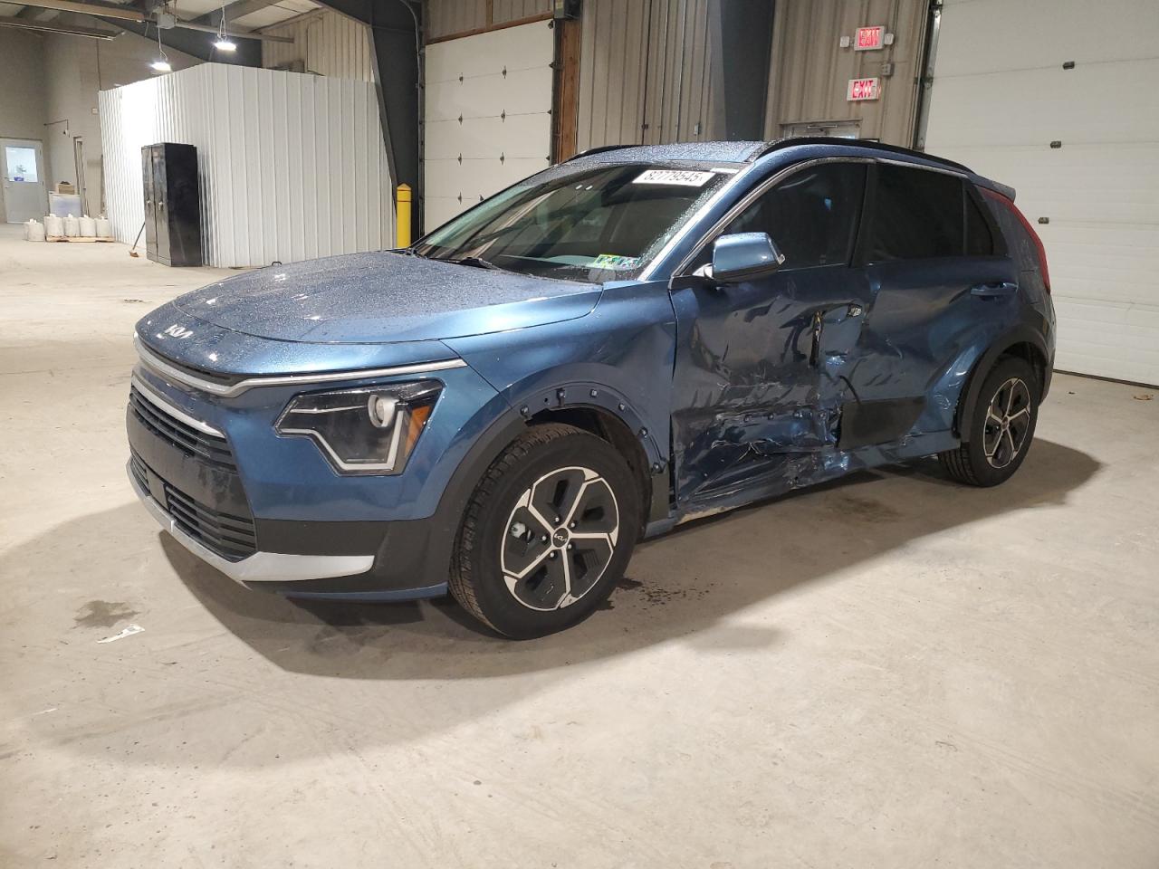 KIA NIRO EX