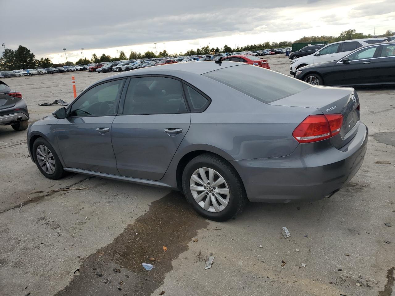 VOLKSWAGEN PASSAT S
