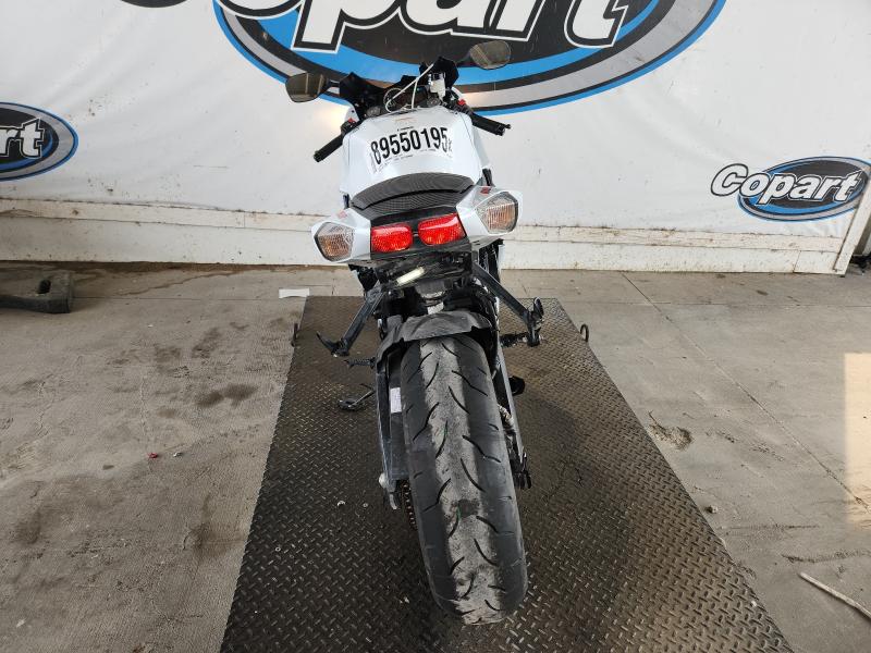 2024 SUZUKI GSX-R600 #3309656835