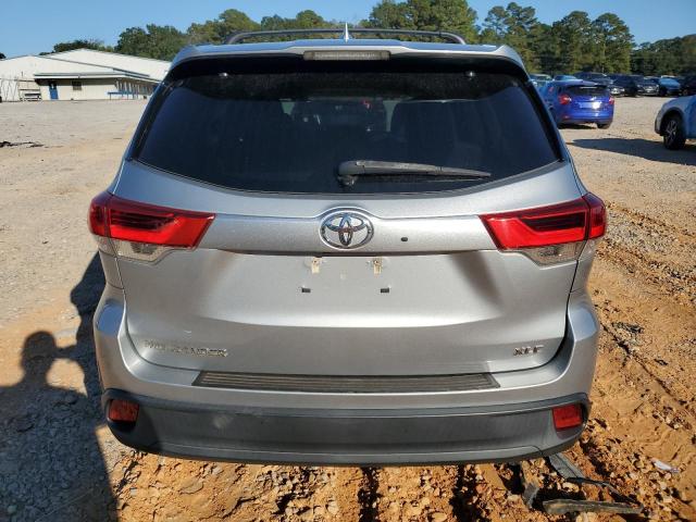 2017 TOYOTA HIGHLANDER SE #3290223216