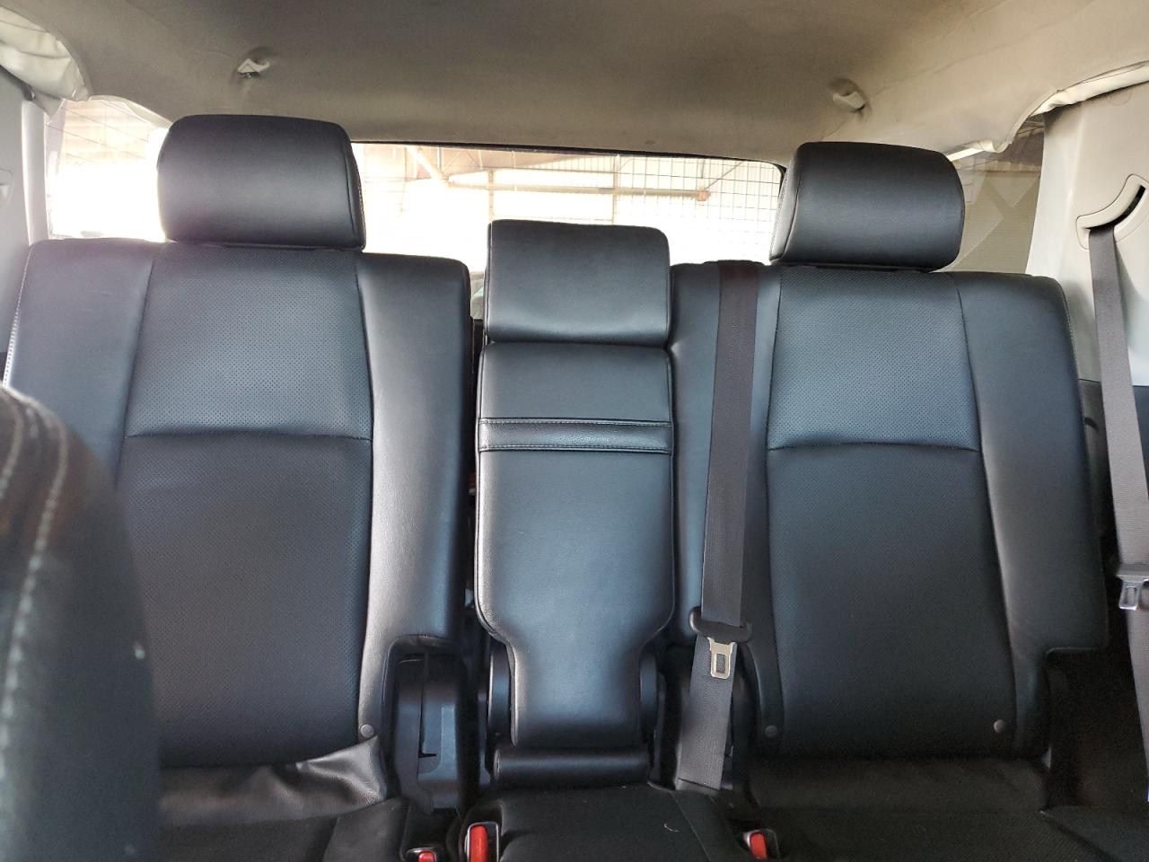 TOYOTA 4RUNNER SR5/SR5 PREMIUM