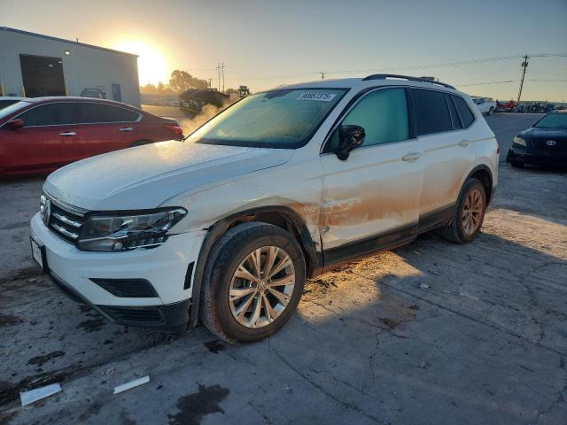 VOLKSWAGEN TIGUAN SE