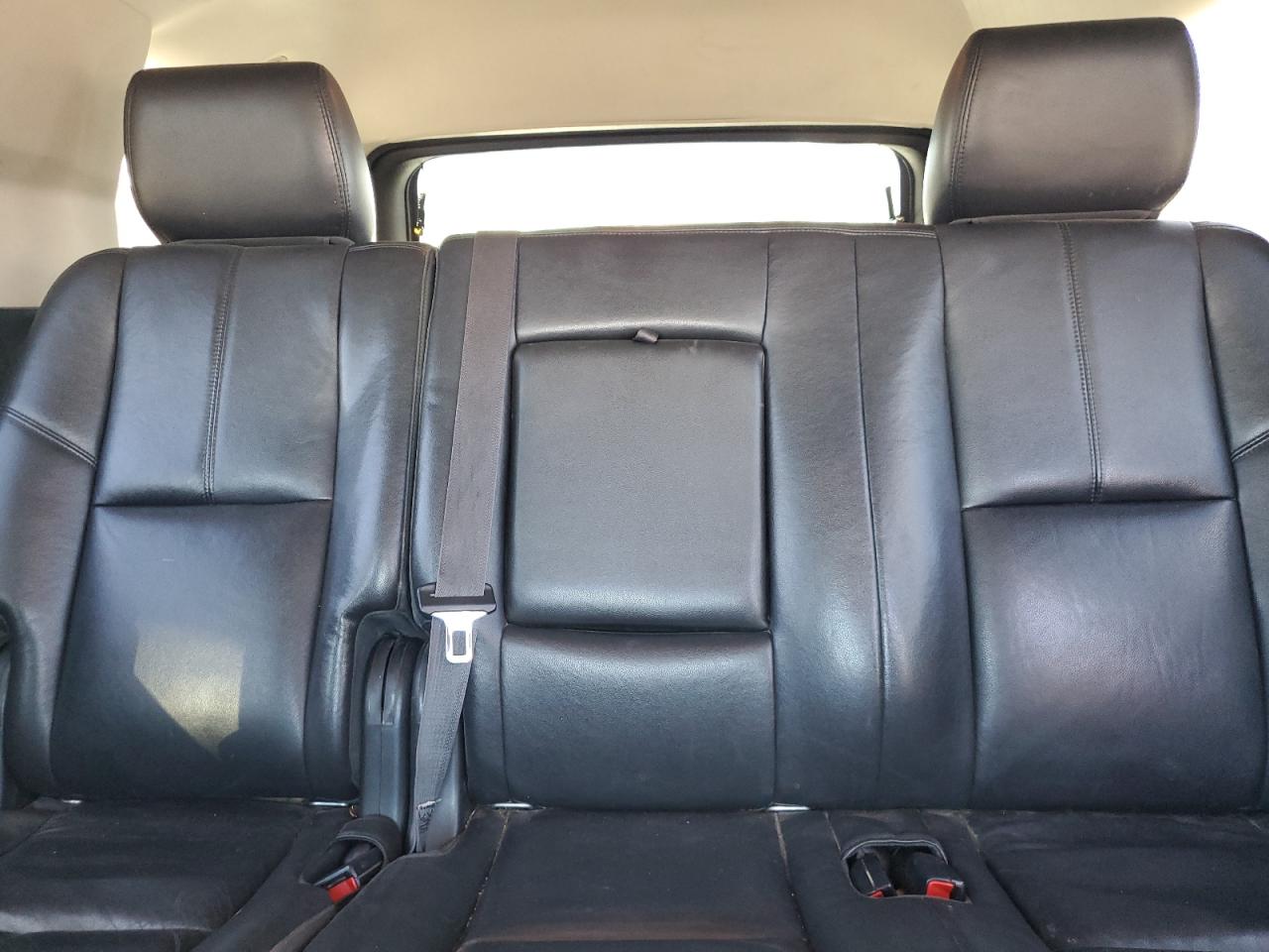 CHEVROLET TAHOE K1500 LT