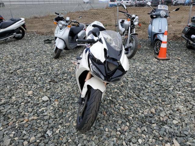 2010 TRIUMPH MOTORCYCLE DAYTONA 67 SMTD00NS7AJ411310