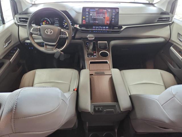 2021 TOYOTA SIENNA XLE - 5TDYRKECXMS016460