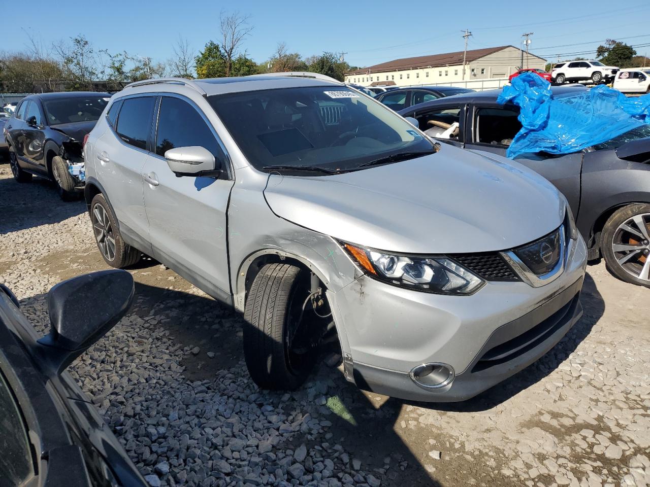 NISSAN ROGUE SPORT S