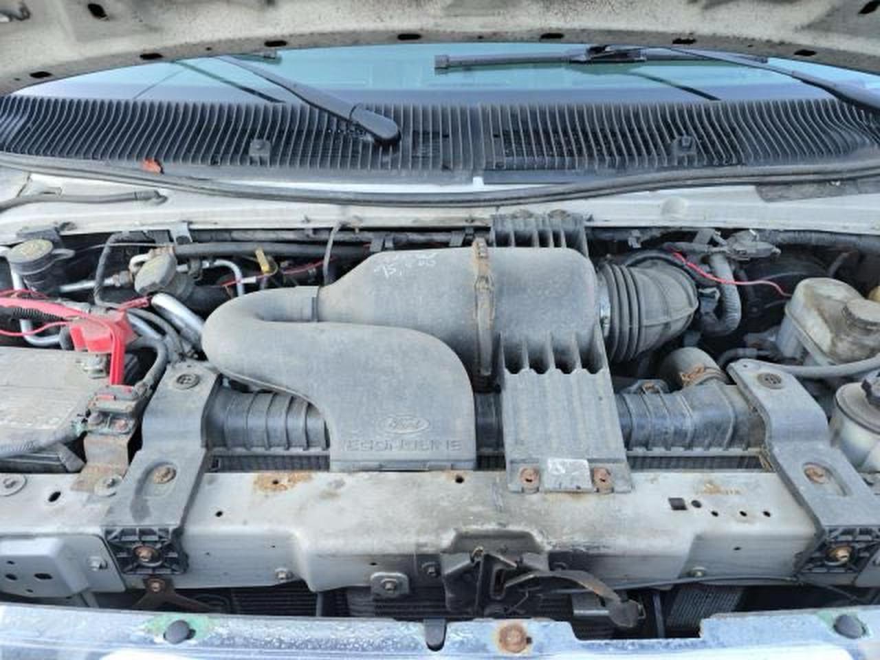 FORD ECONOLINE E250 VAN