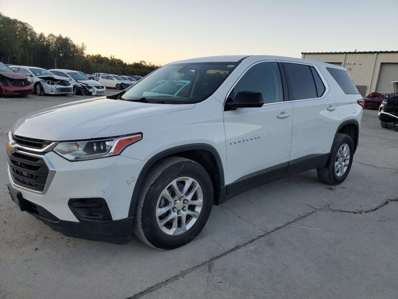 CHEVROLET TRAVERSE LS