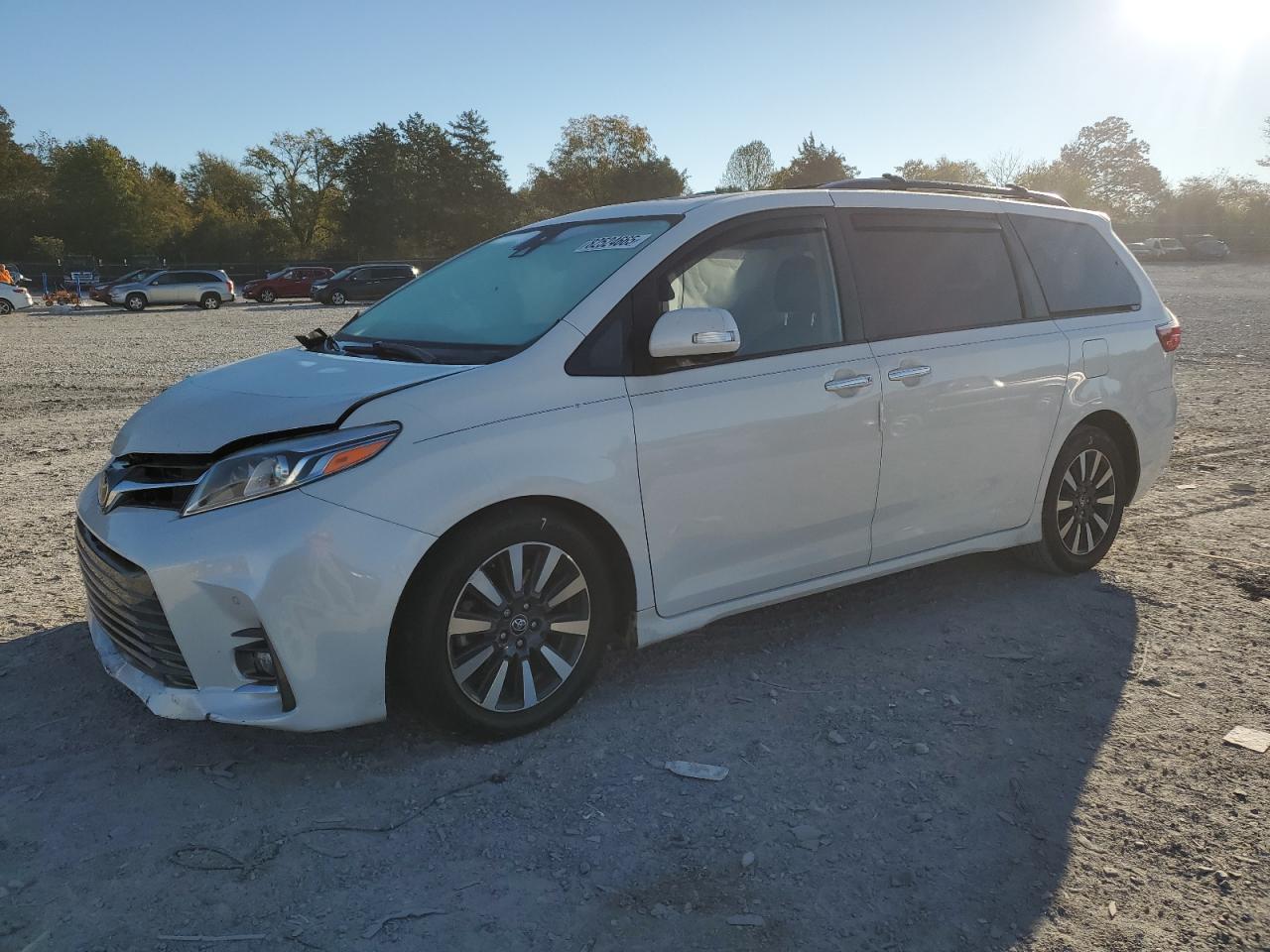 TOYOTA SIENNA XLE