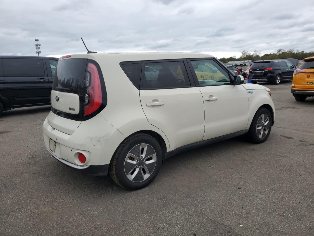 KIA SOUL EV +
