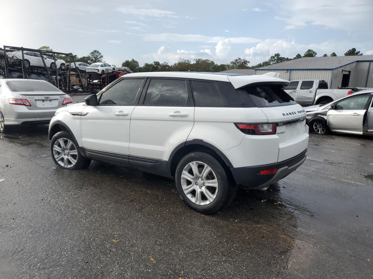 LAND ROVER RANGE ROVER EVOQUE SE