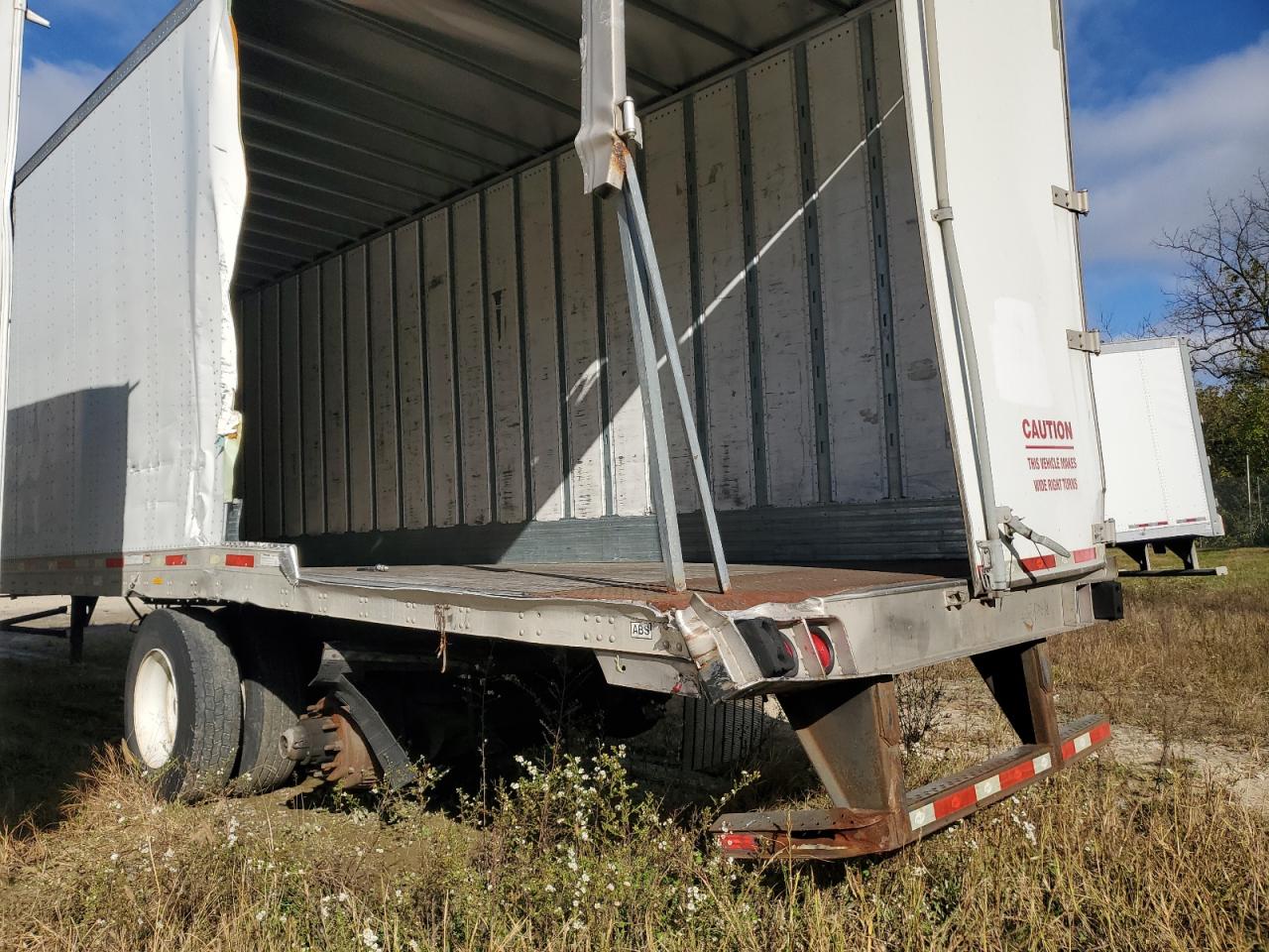 Lot #3301814327 2017 UTILITY VS2DX