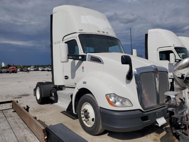 Global Auto Auctions: 2017 KENWORTH T680