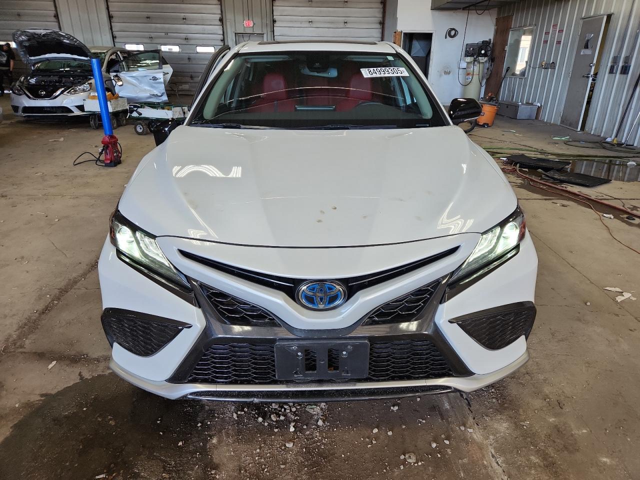 TOYOTA CAMRY XSE
