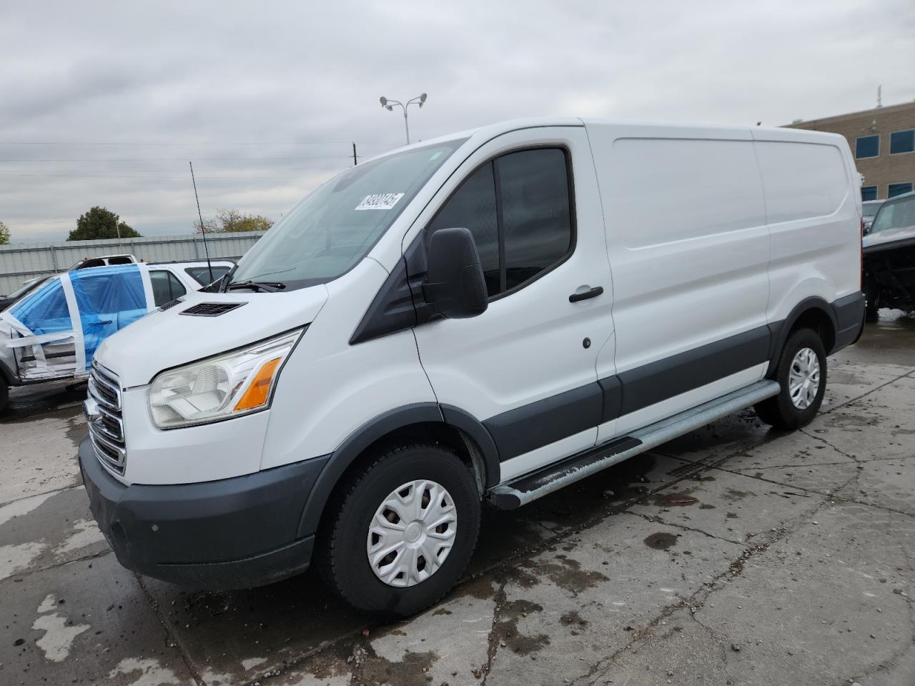 FORD TRANSIT T-250
