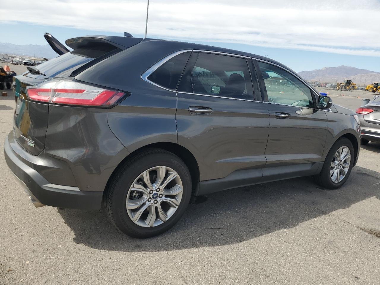 FORD EDGE TITANIUM