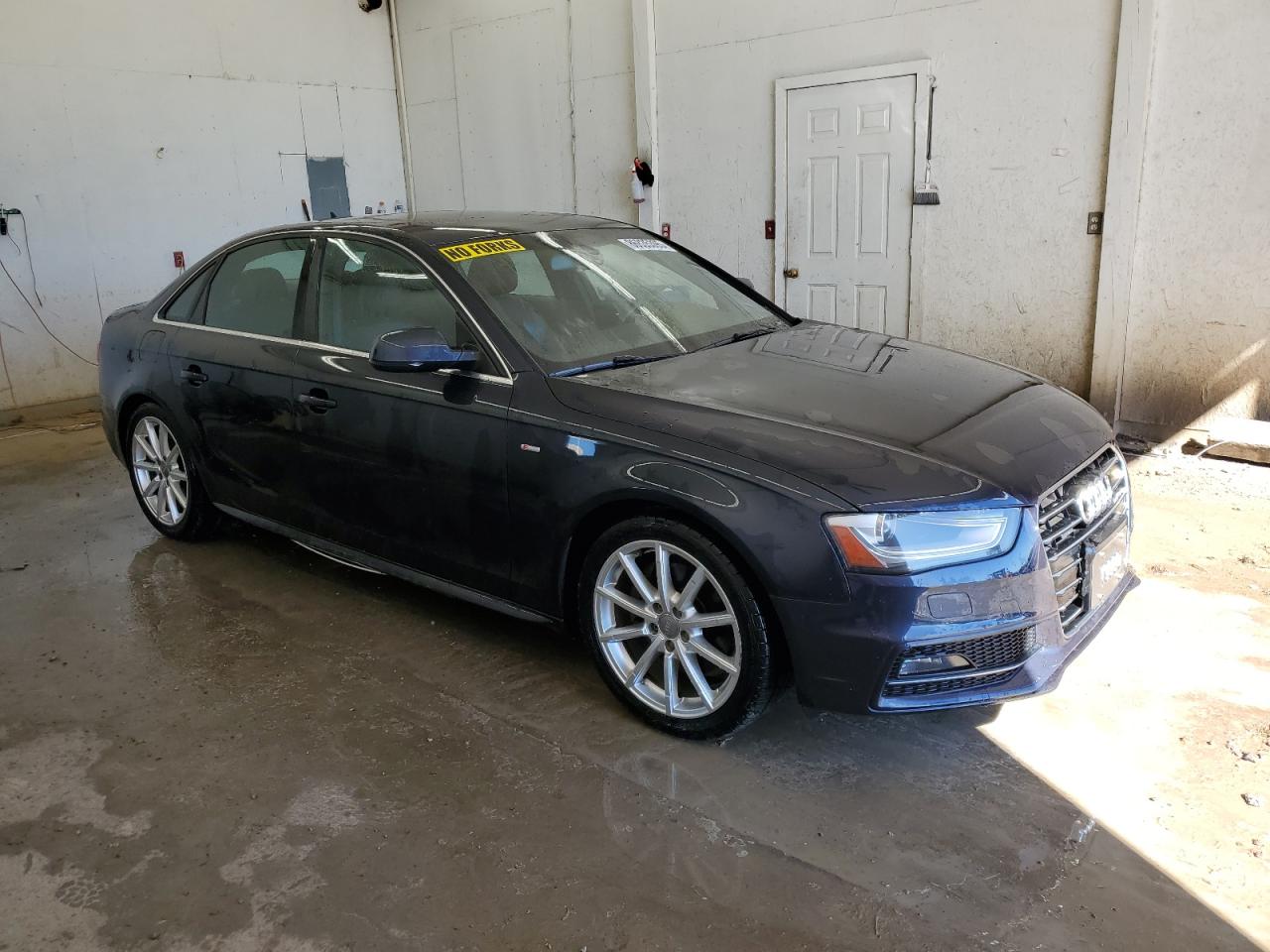 AUDI A4 PREMIUM PLUS S-LINE