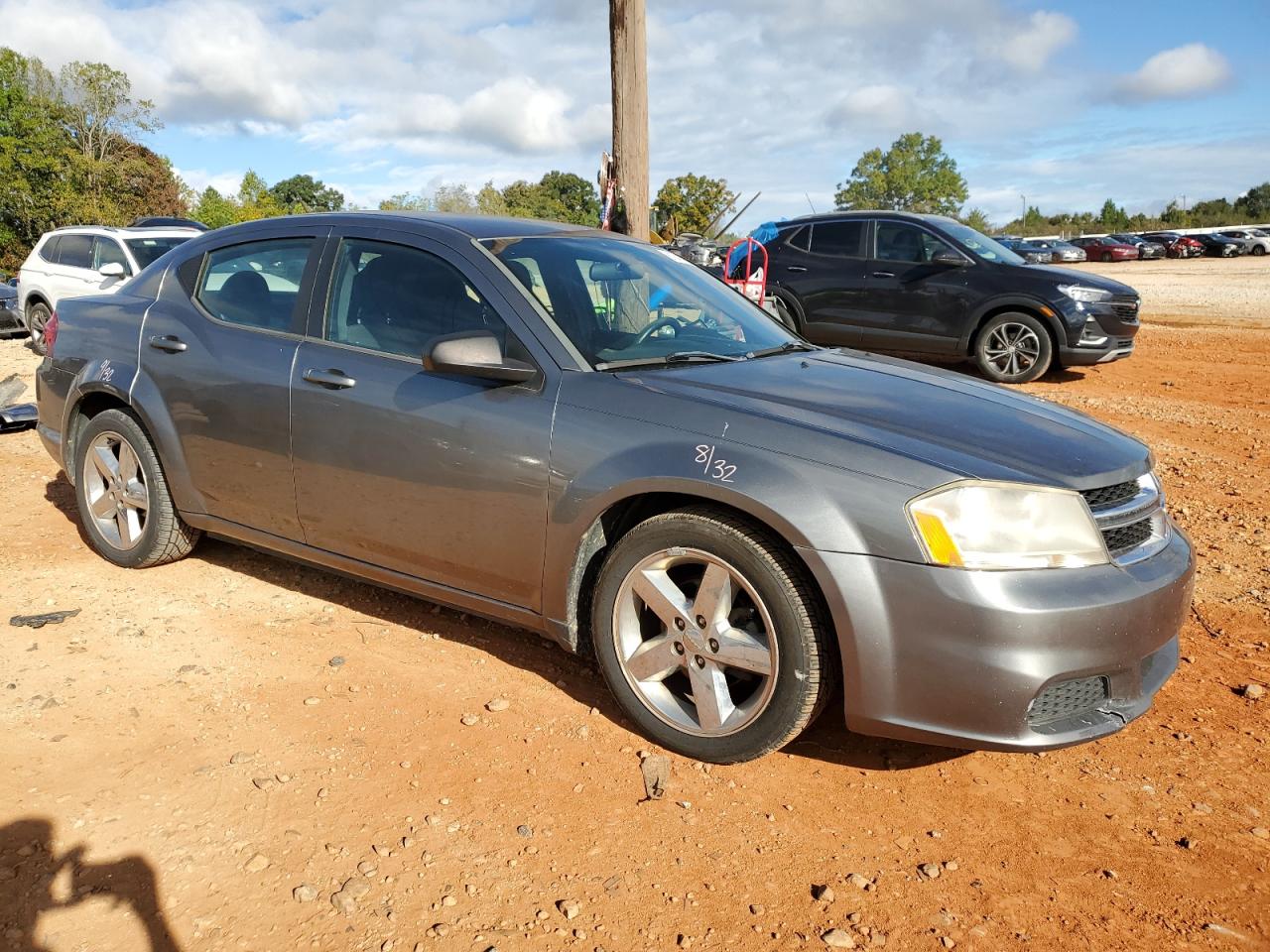 DODGE AVENGER SE