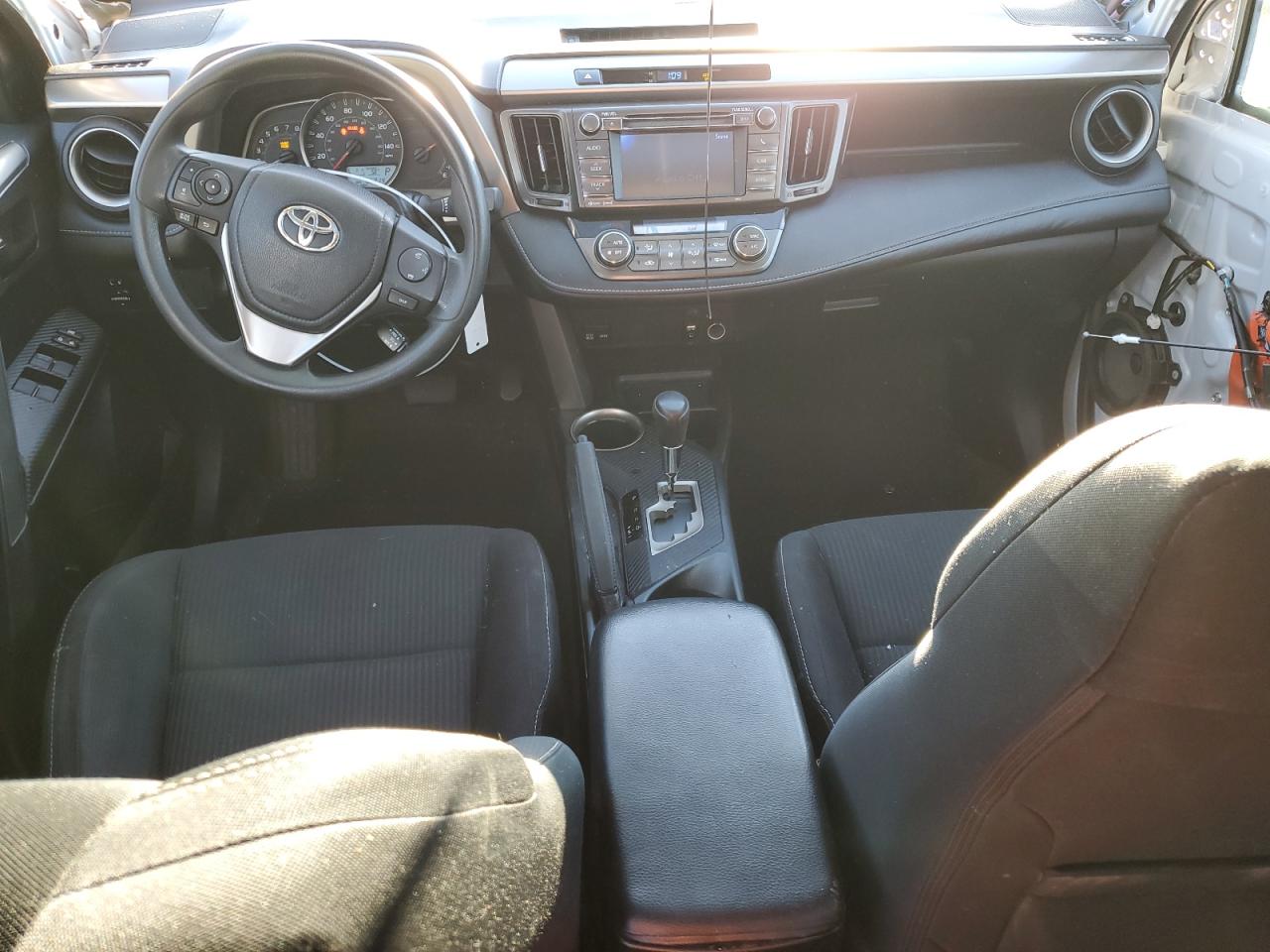 TOYOTA RAV4 XLE