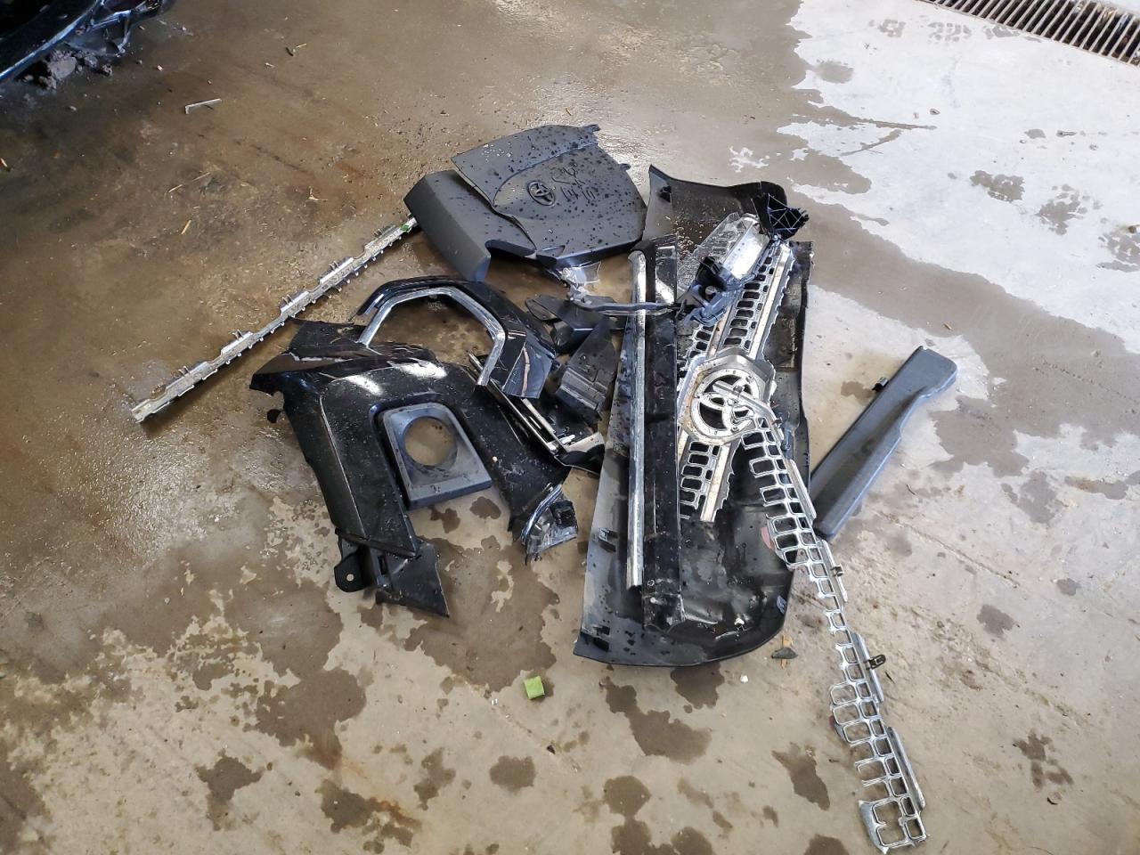 TOYOTA TACOMA DOUBLE CAB