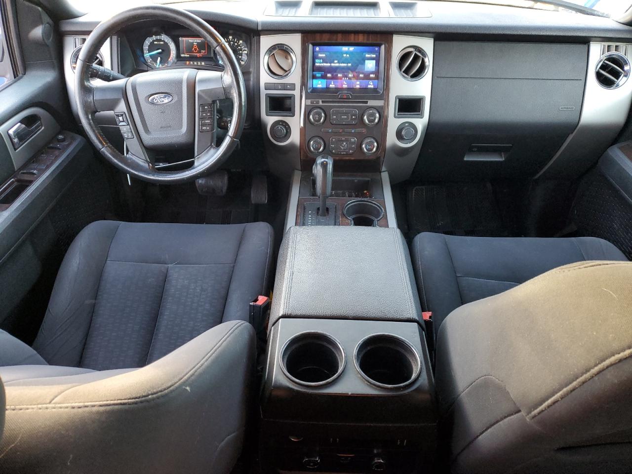 FORD EXPEDITION EL XLT