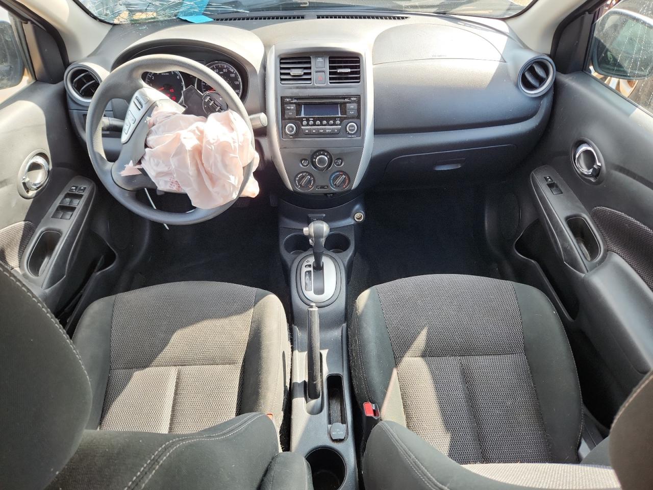 NISSAN VERSA S
