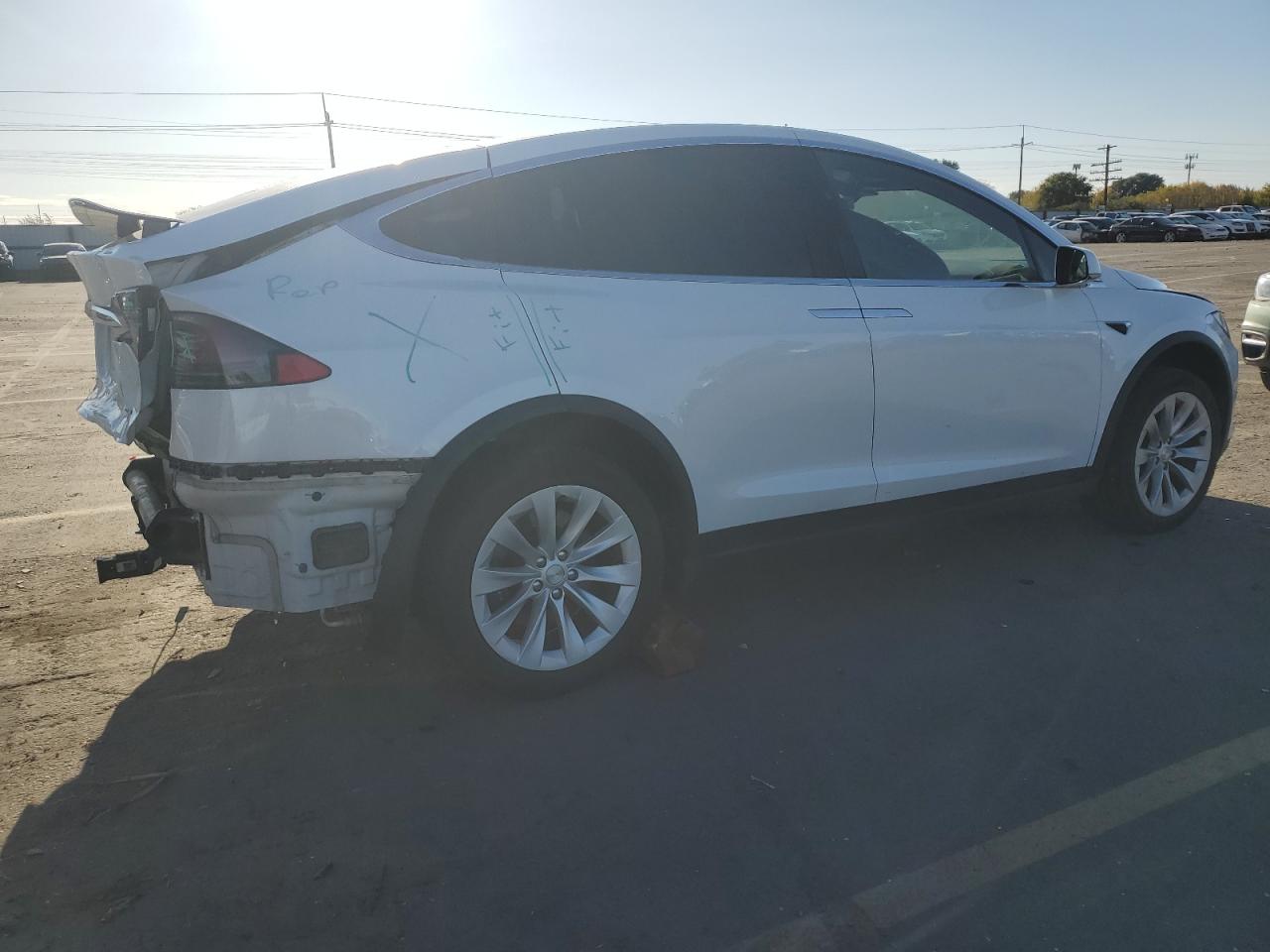 TESLA MODEL X