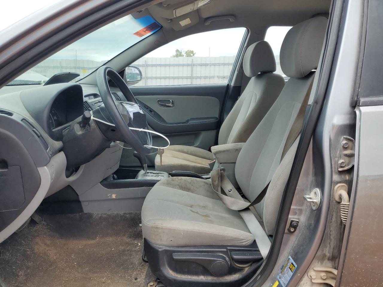 HYUNDAI ELANTRA BLUE