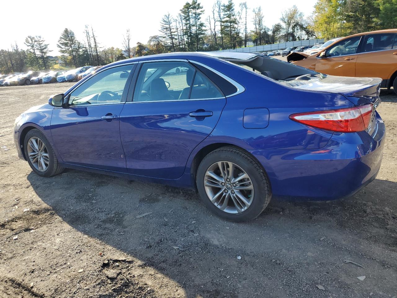 TOYOTA CAMRY LE